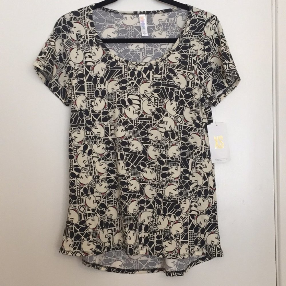 XS LuLaRoe Classic Tee Disney